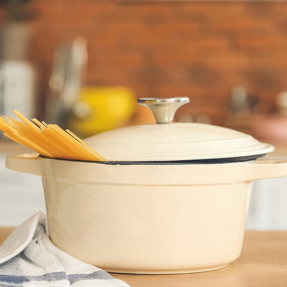 5Qt Enameled Cast Iron Dutch Oven with Lid & Cotton Potholders, Cream